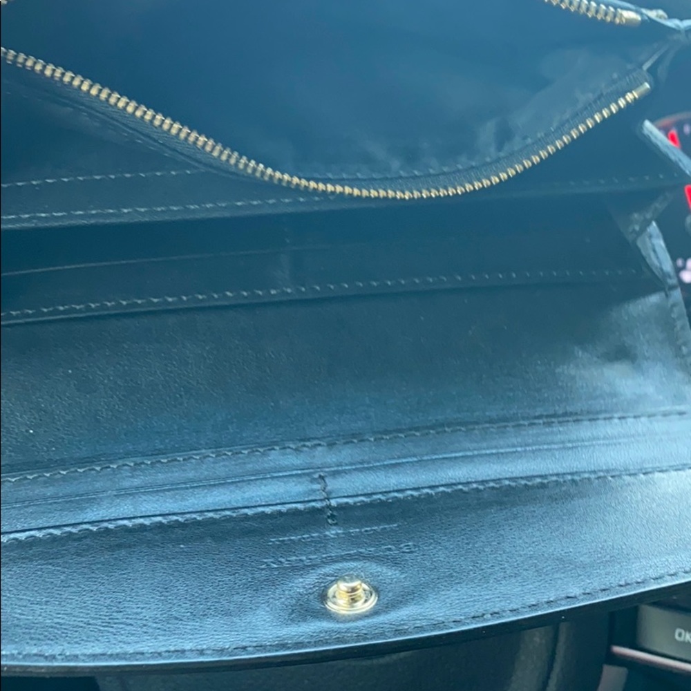 Burberry - Picture 7 of 7